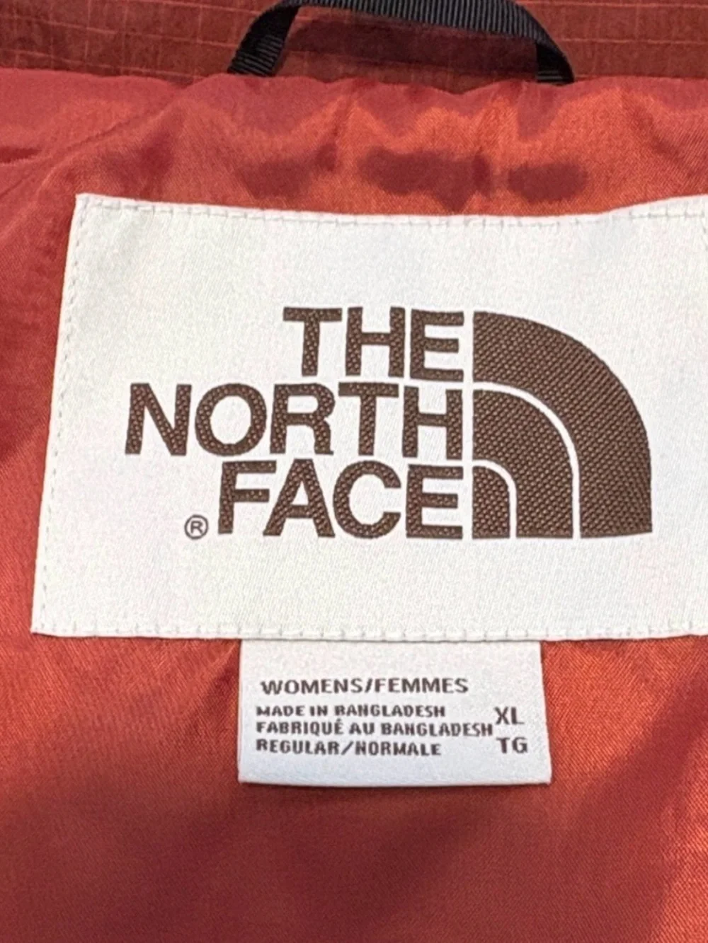 The North Face | Women's Lightweight Jacket - Picture 3 of 11